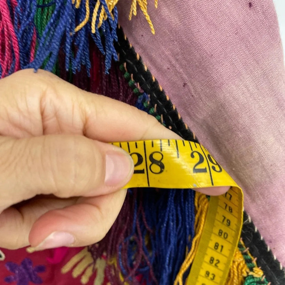 Vintage fabric ceremonial saddle blanket embroidered shawl wall hanging - Picture 6 of 8